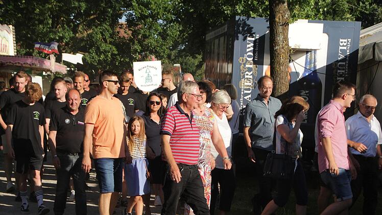 Kirchweihauftakt in Höchstadt.  Foto: Andreas Dorsch