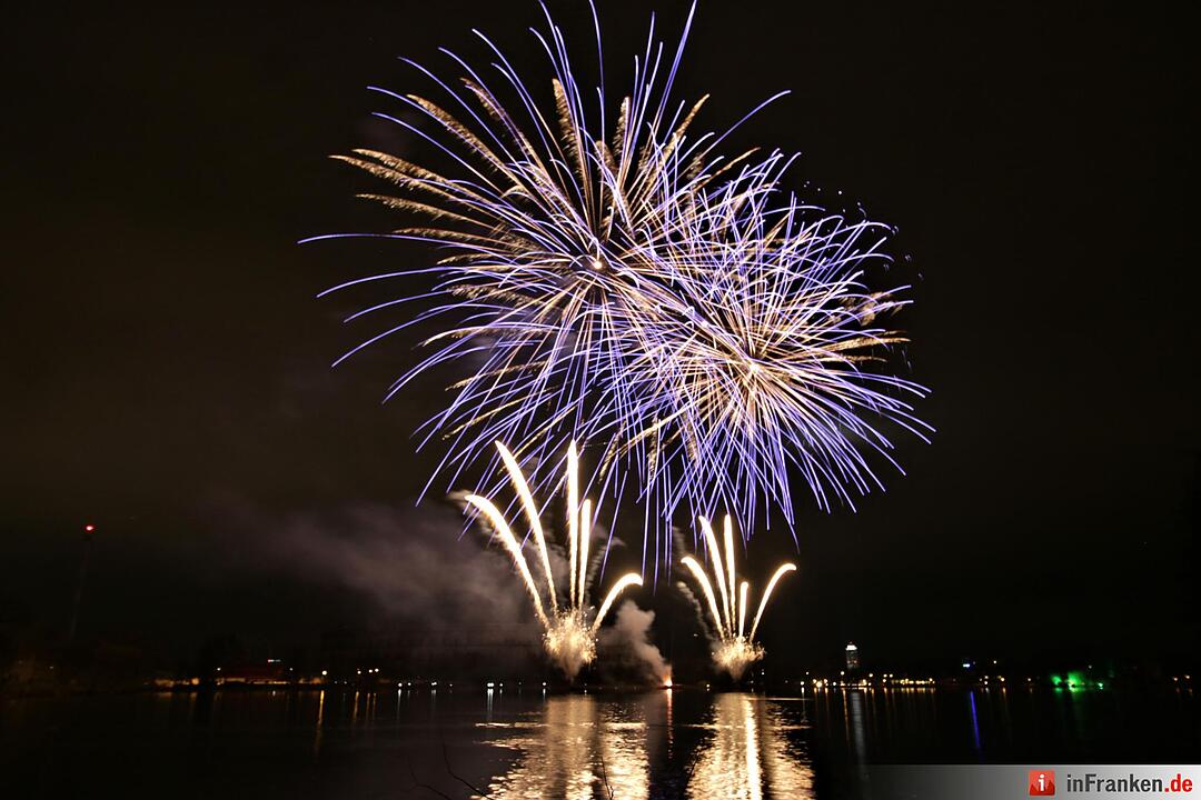 03Volksfest Nürnberg - das Feuerwerk