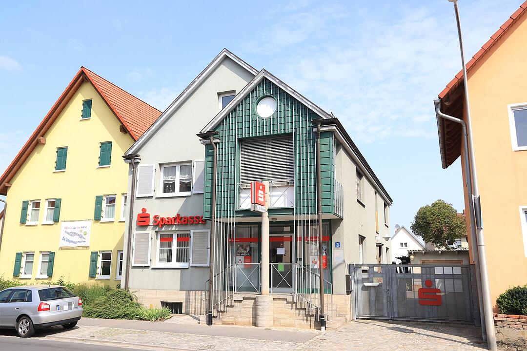 Nach bewaffneten Überfallen in Saal und Nüdlingen: Polizei bittet um Zeugenhinweise