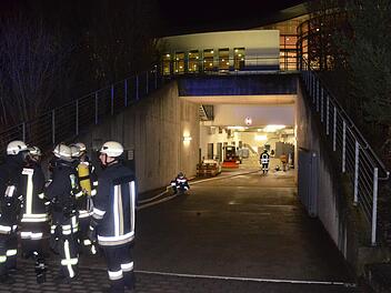 Zu einem offenen Brand in der Elektrik der Ozonanlage im "Bauch der KissSalis-Therme" kam es in der Nacht zum Mittwoch. Der Betrieb kann jedoch ohne Beeinträchtigungen weitergehen.  Foto: Peter Rauch