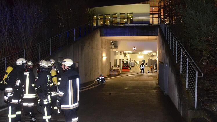 Zu einem offenen Brand in der Elektrik der Ozonanlage im "Bauch der KissSalis-Therme" kam es in der Nacht zum Mittwoch. Der Betrieb kann jedoch ohne Beeinträchtigungen weitergehen.  Foto: Peter Rauch