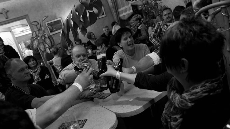 Die Stimmung war in alle Kneipen bestens.