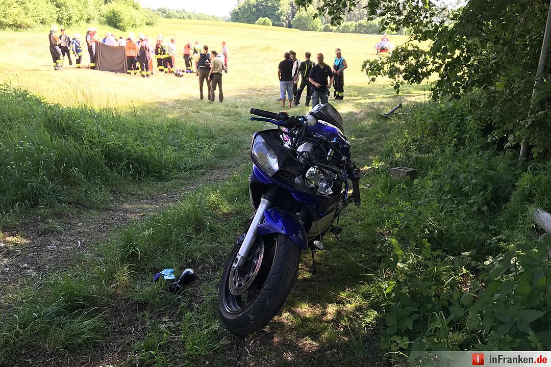 Unfall am Würgauer Berg: Motorradfahrer schwer verletzt