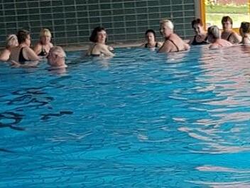 Viele Menschen aus Zeil und Umgebung suchen das Hallenbad in Zeil auf, weil sie hier schonend etwas für ihre Gesundheit tun können.Brigitte Krause