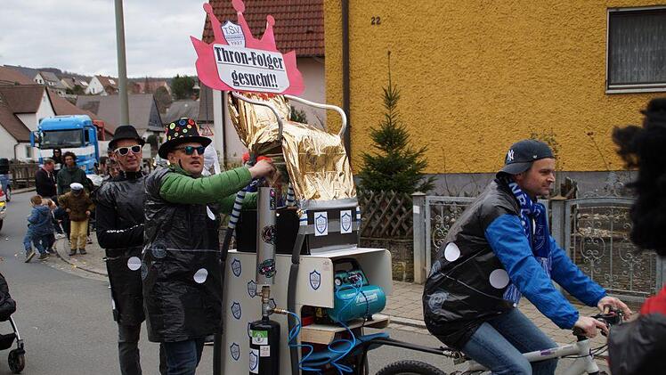 Der Faschingsumzug in Kirchehrenbach Foto: Timo Gebhardt