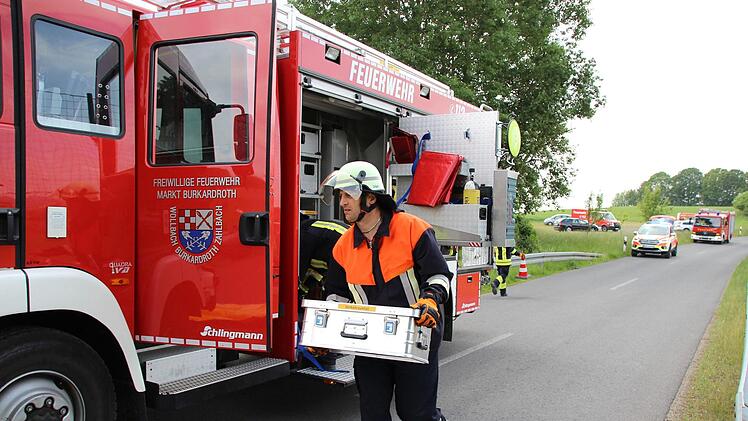 Z&uuml;gig ist die Scheibe zers&auml;gt.