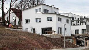 Ein- und Mehrfamilienhäuser entstanden in Burk am Eselsberg. Foto: Josef Hofbauer