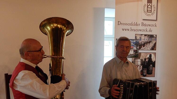 Gelungene Kombination: Theo Knopf (rechts) und Hans Schöffel. Foto: Horst Wunner