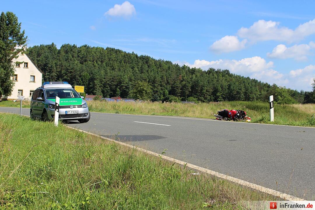 Motorradfahrer bei Stadelhofen schwer verletzt