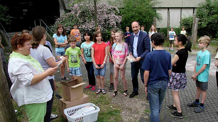 Bei der Preisverteilung  Foto: Richard Sänger