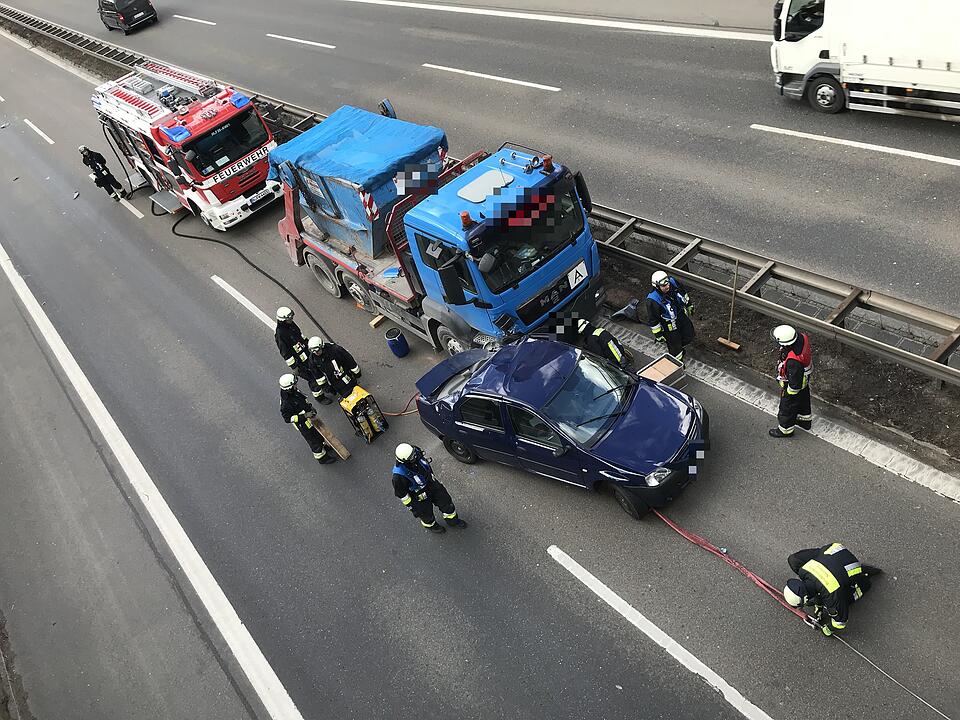 Unfall auf Südwesttangente in Nürnberg-Schweinau