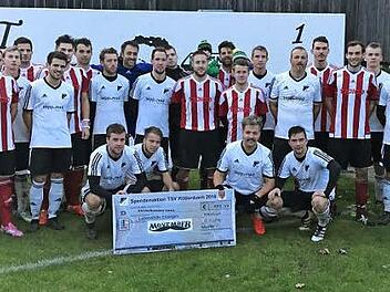 Bei der Gaudi-Aktion der Fu&szlig;baller aus R&ouml;ttenbach und Eggolsheim kamen 602 Euro zusammen. Foto: privat