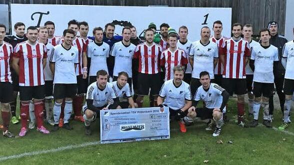 Bei der Gaudi-Aktion der Fußballer aus Röttenbach und Eggolsheim kamen 602 Euro zusammen. Foto: privat