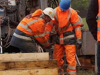 Entschieden ist hinsichtlich der Suedlink-Trasse noch nichts, aber die Probebohrungen bei Weichersbach, die derzeit laufen, sollen sicher stellen, dass die Kabelverlegung nach der Entscheidung zügig beginnen kann.Roland Bauernschubert
