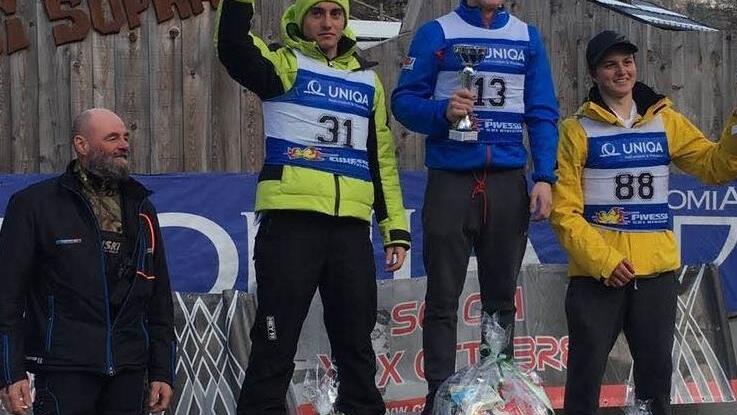 Jacob Schramm steht im Friaul ganz oben auf dem Siegerpodest. Foto: privat