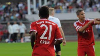 Auftritt der "kleinen Bayern" auf großer Bühne im Willy-Sachs-Stadion. Foto: ssp