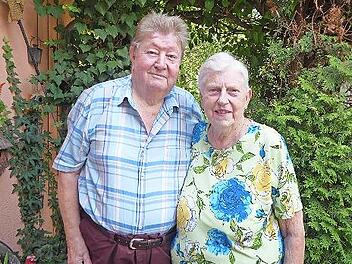 Das Jubelpaar Horst und Wilhelmine Fesselt feierte in Forchheim diamantene Hochzeit.