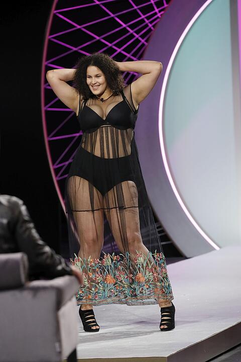 Curvy Supermodel 2017: Echt. Schön. Kurvig.