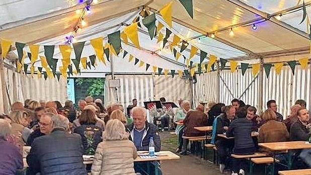 Gut angenommen wurde das erste Bierfest im Euerdorfer Museumsgarten am Wochenende.