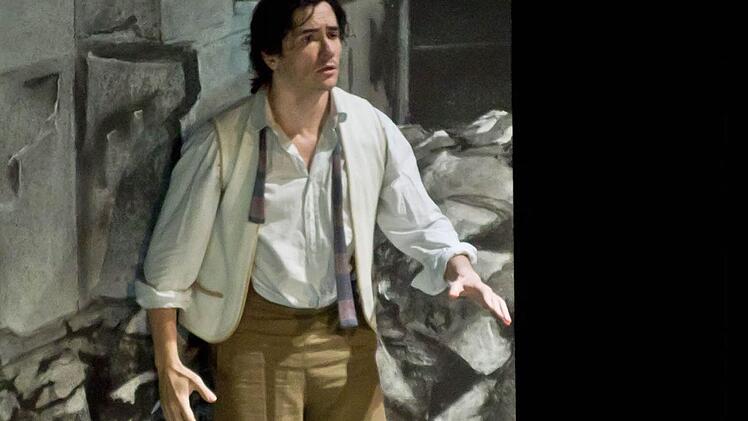 José Manuel erhielt viel Beifall für seine Darstellung des Rodolfo.Foto: Jochen Berger