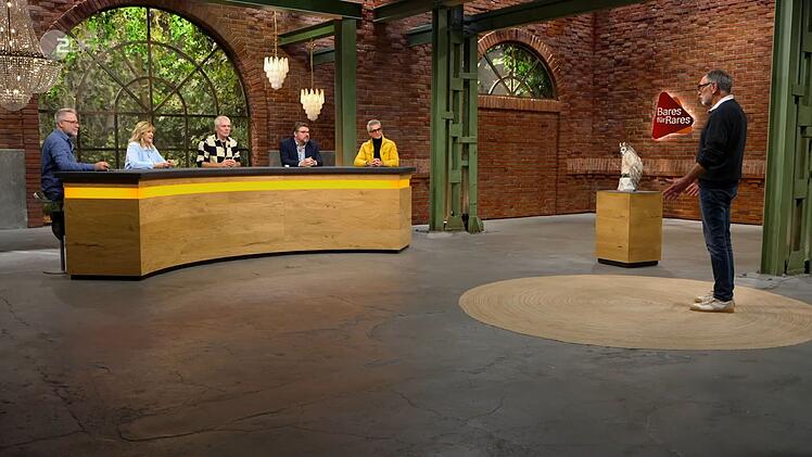 Im H&auml;ndlerraum duellierten sich Daniel Meyer und Elke Velten erbittert.