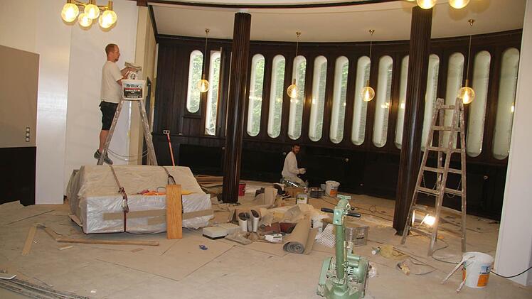 Der alte Gemeindesaal ist noch nicht renoviert, aber auch in diesem Räumlichkeiten hat sich viel getan.