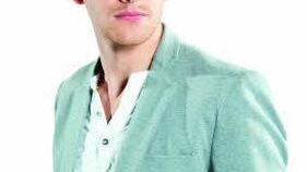 Unter den Voice-Kandidaten gilt der 26-jährige Michael als Frauenschwarm. Foto: Michael Zargarinejad/Universal Music