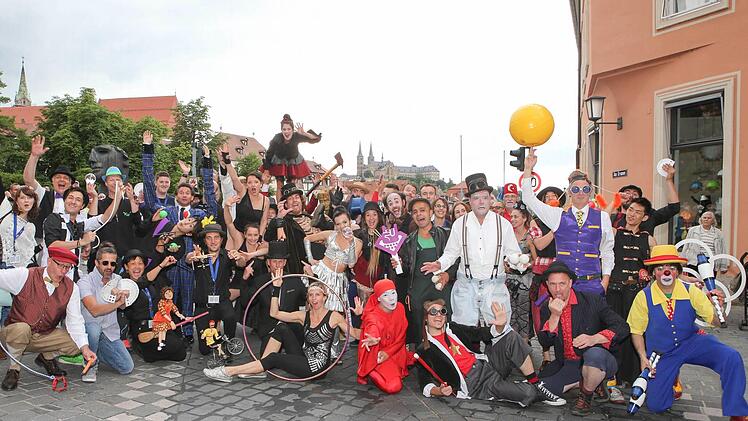 120 Künstler aus 14 Nationen werden treten dieses Wochenende bei "Bamberg zaubert" in der Innenstadt auf. Foto: Harald Rieger