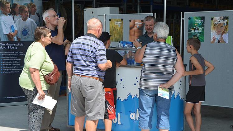 Eindrücke vom Tag der offenen Tür im neuen Domizil der Bad Kissinger Stadtwerke.  Foto: Peter Rauch