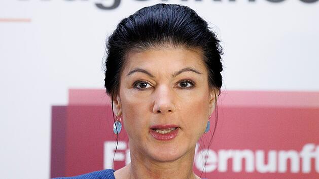Wagenknecht fordert: "Rente mit 63 f&uuml;r alle mit 45 Arbeitsjahren"