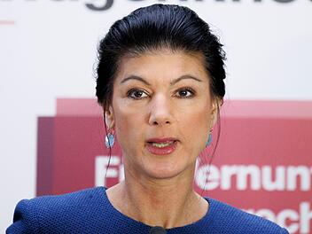 Wagenknecht fordert: "Rente mit 63 für alle mit 45 Arbeitsjahren"