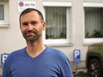 J&uuml;rgen Reinhold ist Berufsberater bei der Agentur f&uuml;r Arbeit in Kronach. Auch er stellt Ver&auml;nderung bei den Schulabg&auml;ngern fest. Foto: Bastian S&uuml;nkel