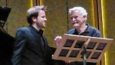 Der Bariton Matthias Winckhler (links) und Nikolaus Brass Foto: Ahnert