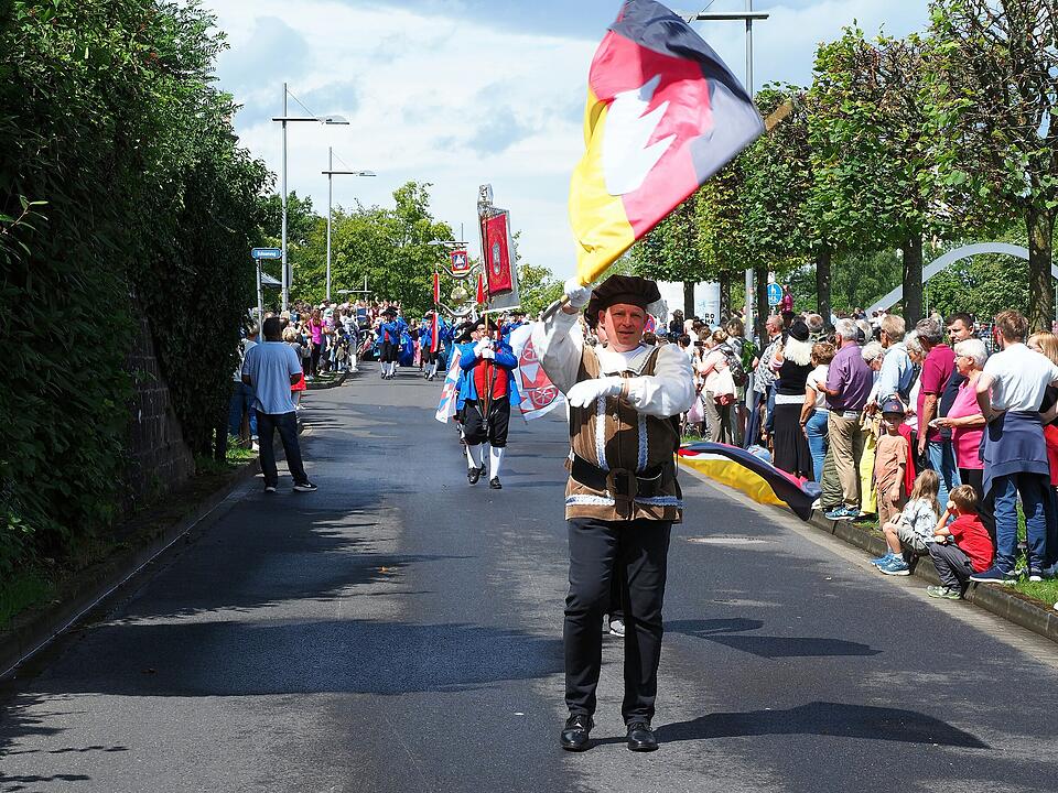 Großer historischer Festzug durch Bad Kissingen!