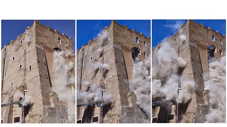 Mittelalterlicher Turm in Rom stürzt ein