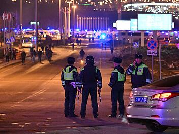 Sch&uuml;sse in Moskauer Veranstaltungszentrum