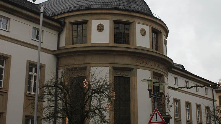 Im Foyer des Kurhausbades ließe sich zumindest die Tourist-Info vorübergehend unterbringen.