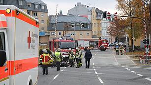 Vier Personen nach Kreuzungsunfall verletzt