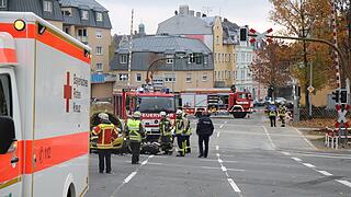 Vier Personen nach Kreuzungsunfall verletzt
