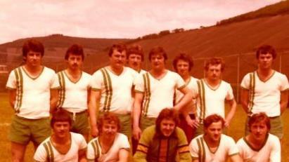 Die Meistermannschaft des SV Friesen in der ehemaligen B-Klasse 1978.  Foto: SV Friesen