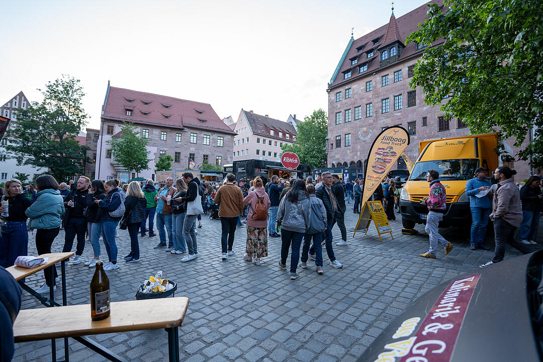 Nürnberg erstrahlte in BLAU.
