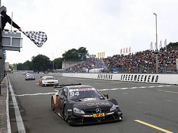 Vom 24. bis 26. Juni fahren die Piloten der DTM auf dem Norisring wieder um den Sieg. Symbolfoto: Jürgen Tap, hochzwei/dpa