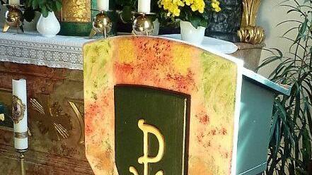 Ein Schmuckstück ist das Lesepult (Ambo), geschaffen von Rainer Kraus.Gerd Fleischmann