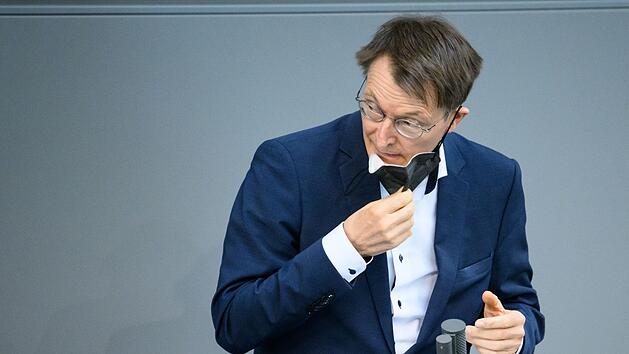 "Sommerwelle ist Realit&auml;t geworden": Lauterbach erkl&auml;rt die Ursache - und ruft zum Maskentragen auf