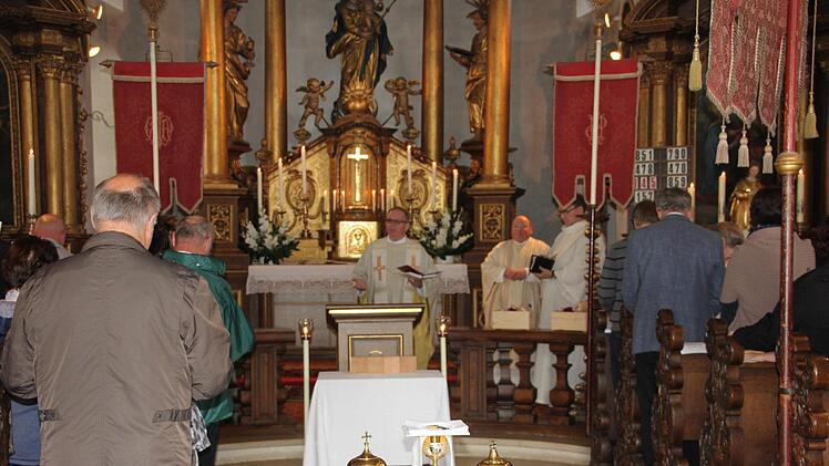 Die Phillipus-Kirche war für den Festgottesdienst besonders geschmückt worden.Foto: Ralf Kestel