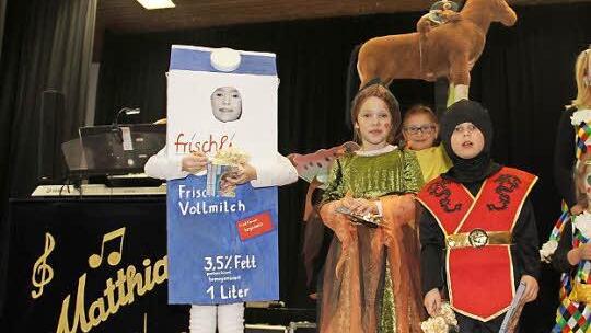 Jennifer Pülz (Milchtüten-Kostüm) belegte den ersten Platz.