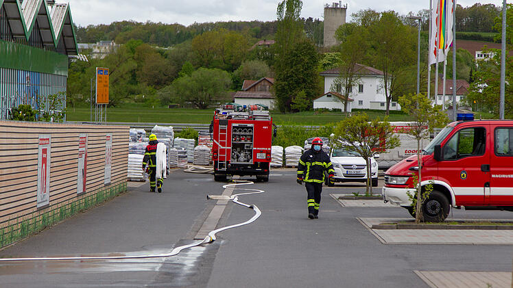 Brand in Baumarkt: Sprinkleranlage verhindert Schlimmeres