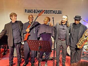 Die „Kirk Smith & Tracey Duncan international Band“ begeisterte auf der Pianobühne in Reith.