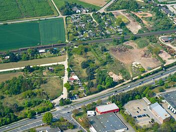 Am Tännig gegenüber von Wohnzimmer-Koch könnte das neue Polizeigebäude entstehen. Foto: Ronald Rinklef