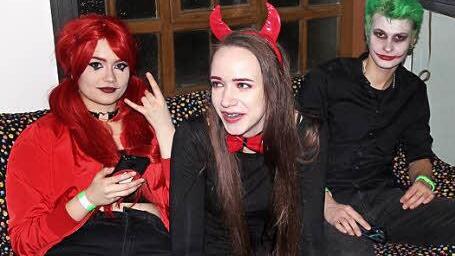 Teufelchen und fiese Joker waren ebenfalls mit von der Partie. Foto: Johanna Blum